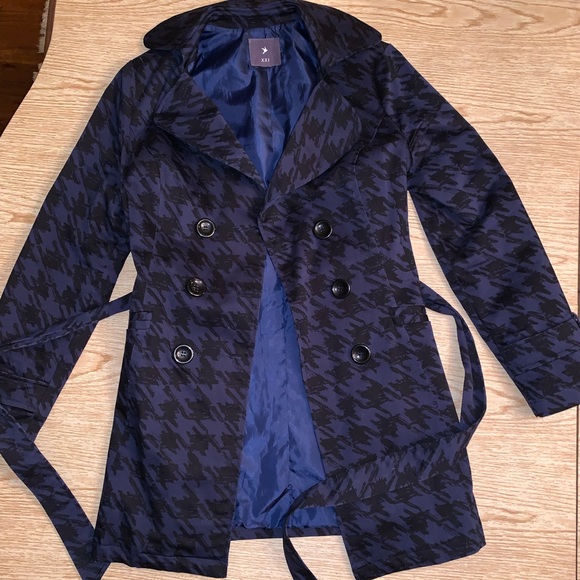 Forever 21 Jackets & Blazers - Forever 21 Houndstooth Trench